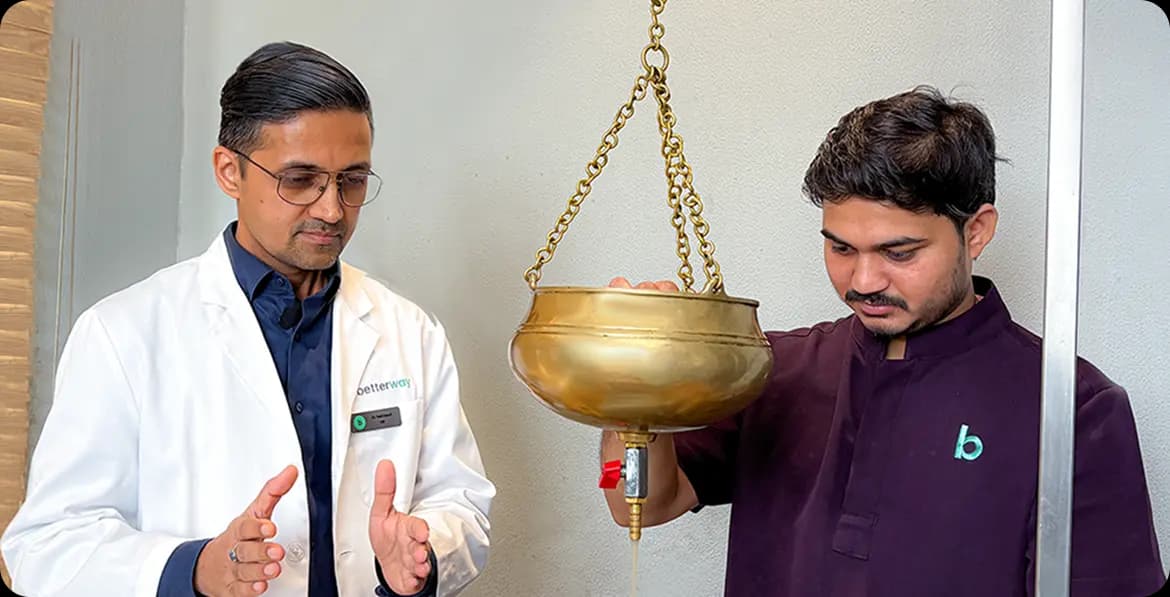 doctor and paramedic holding sheerdhara.